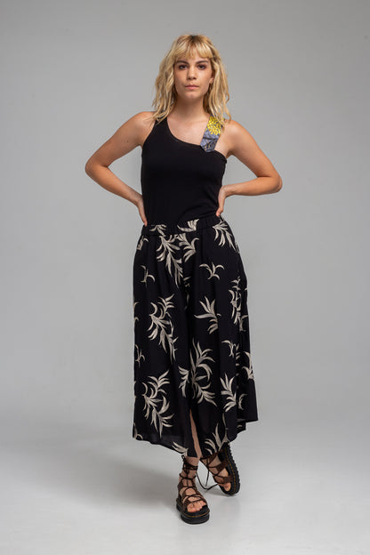 NANA black wide-legged culottes