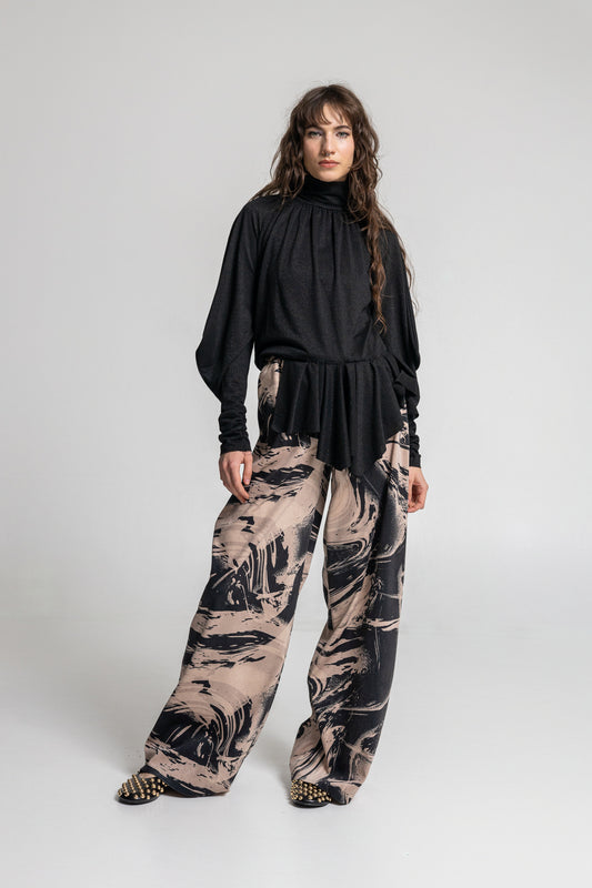 slightly elastic jersey fabric turtleneck