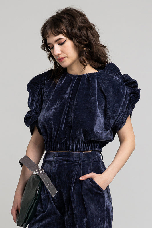 slightly stretchable velvet cropped top artista budapest