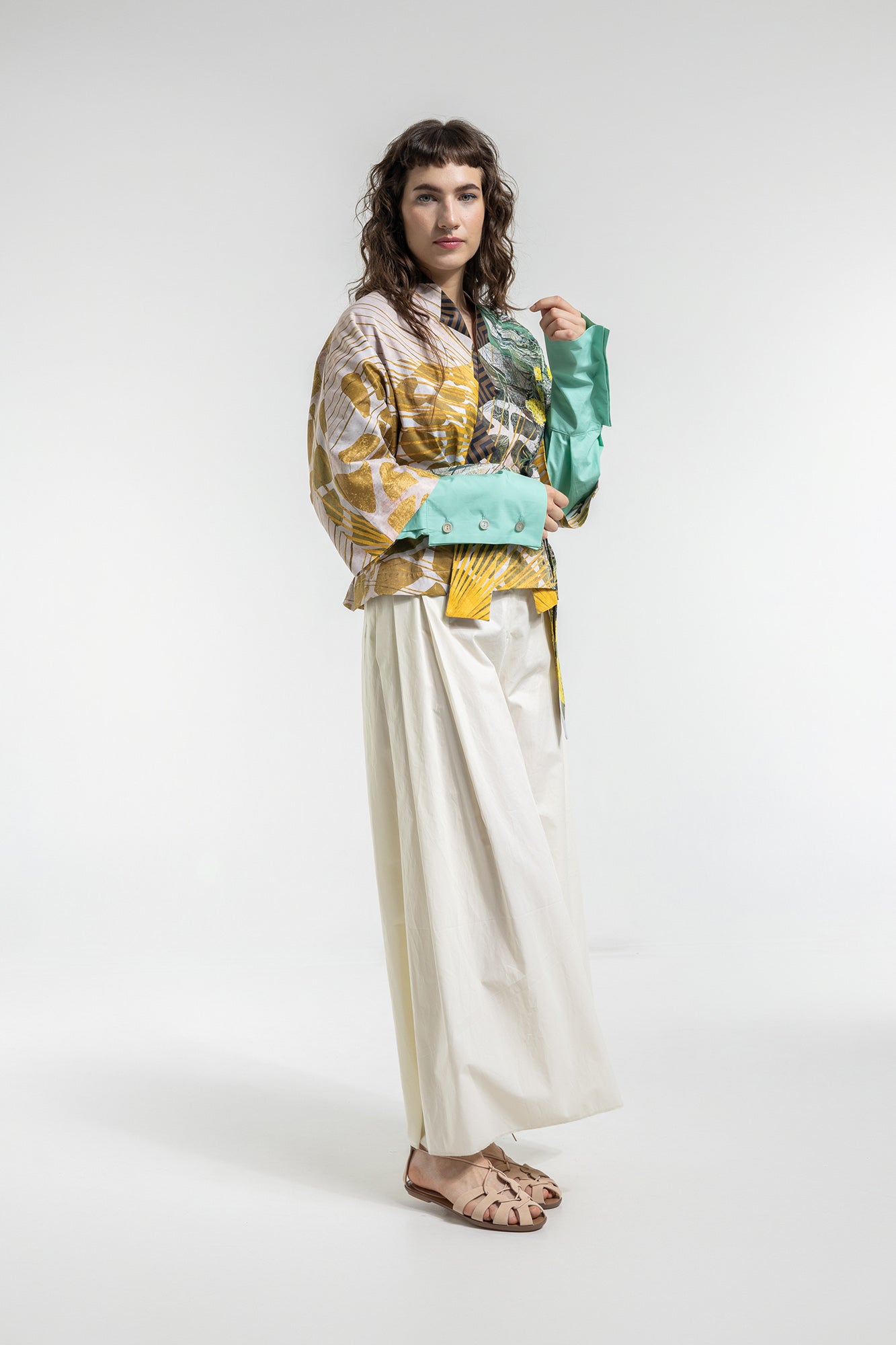 wide leg pants with front pleats