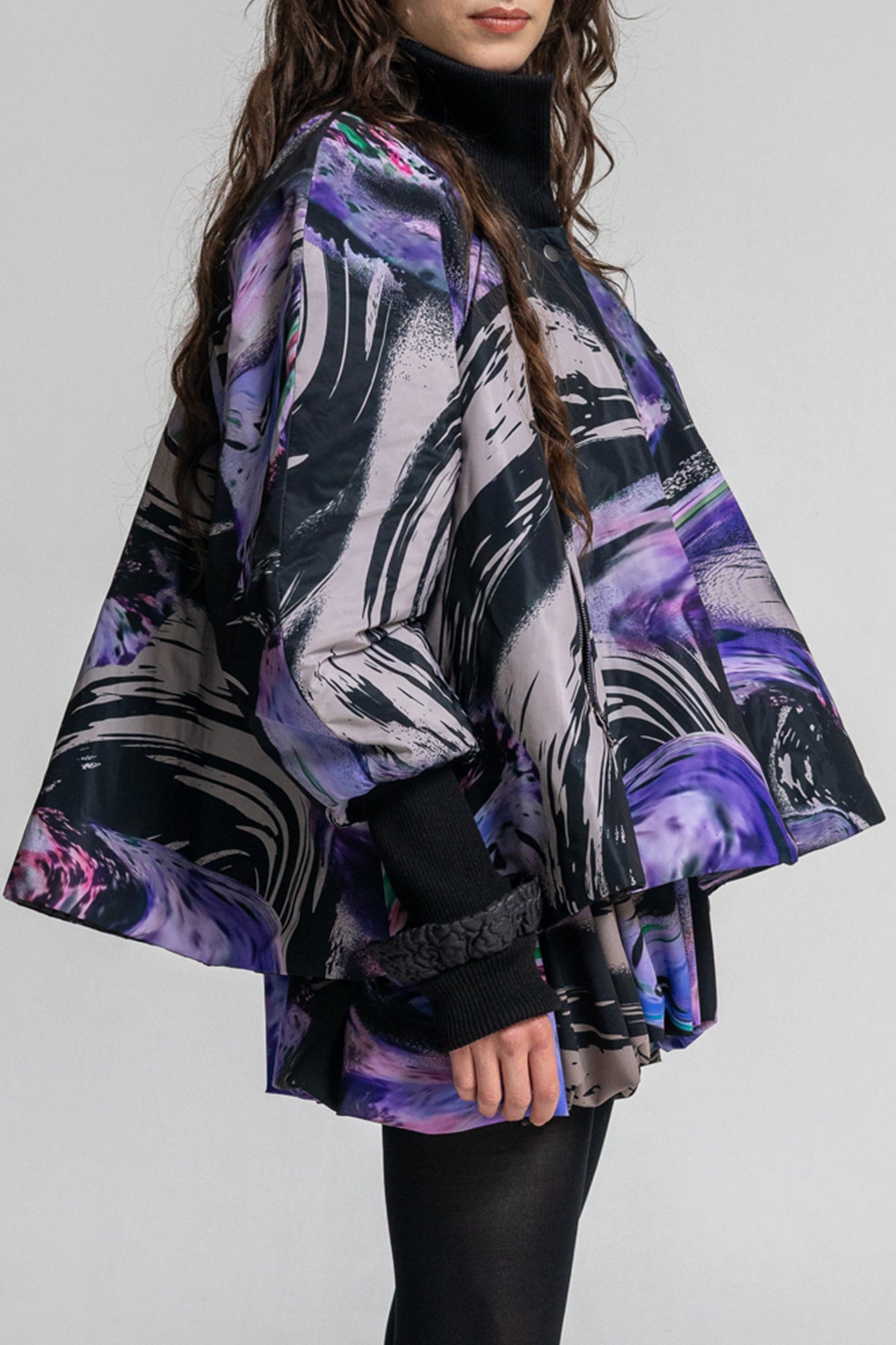 Queeny Puffy Printed Jacket