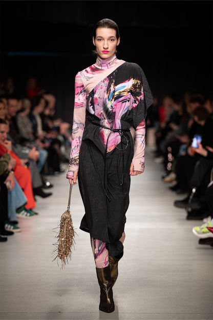 model wearing Ruben Asymmetric Shoulder Midi Dress during the showcase at Budapest Central European Fashion Week