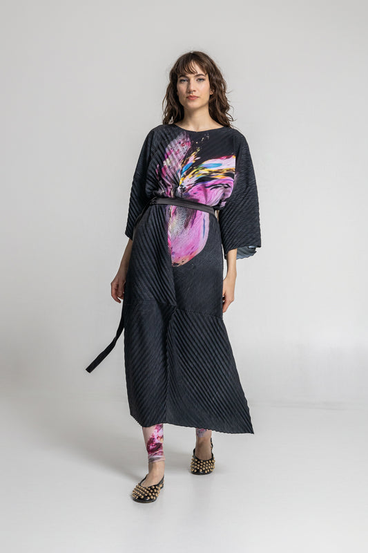 pleated maxi cut dress from synthetic silk fabric