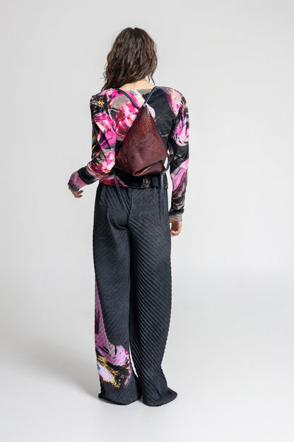 soft stretchable velvet top with crystal like print design