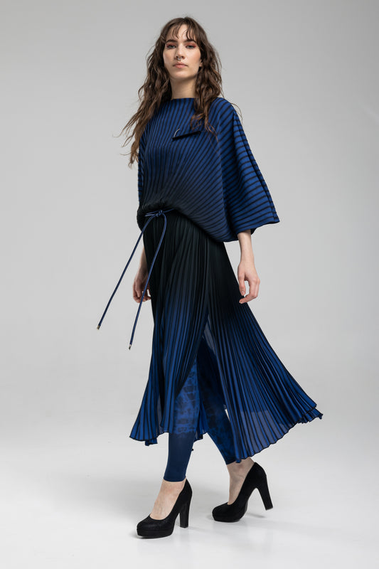 Pleated midi dress with batwing sleeves and boat neck