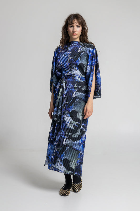 pleated midi length dress from synthetic silk fabric
