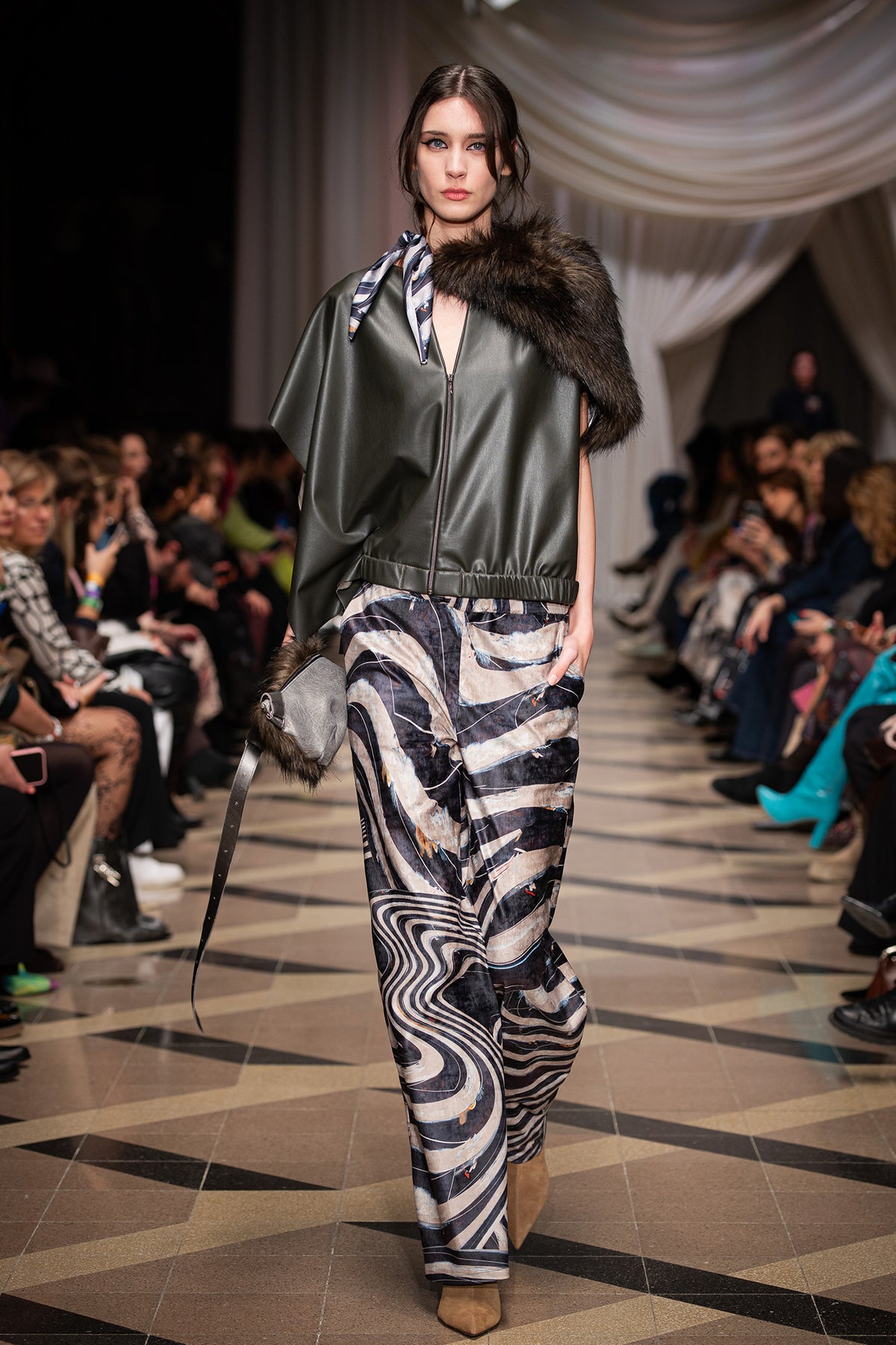 Sonny oversized zipped vest at Budapest Central European Fashion Week Artista Budapest