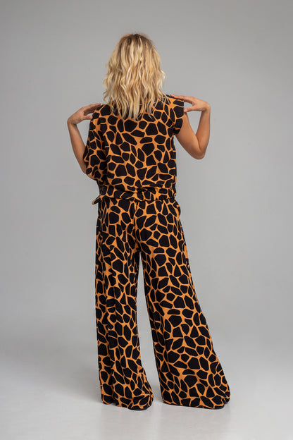 printed palazzo pants from premium viscose fabric artista budapest