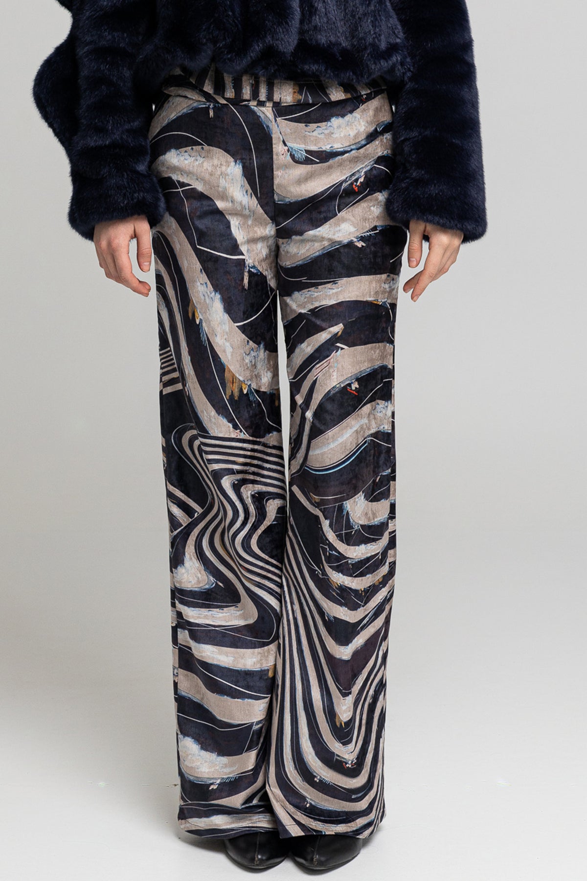 Thia Mid-Rise Pants