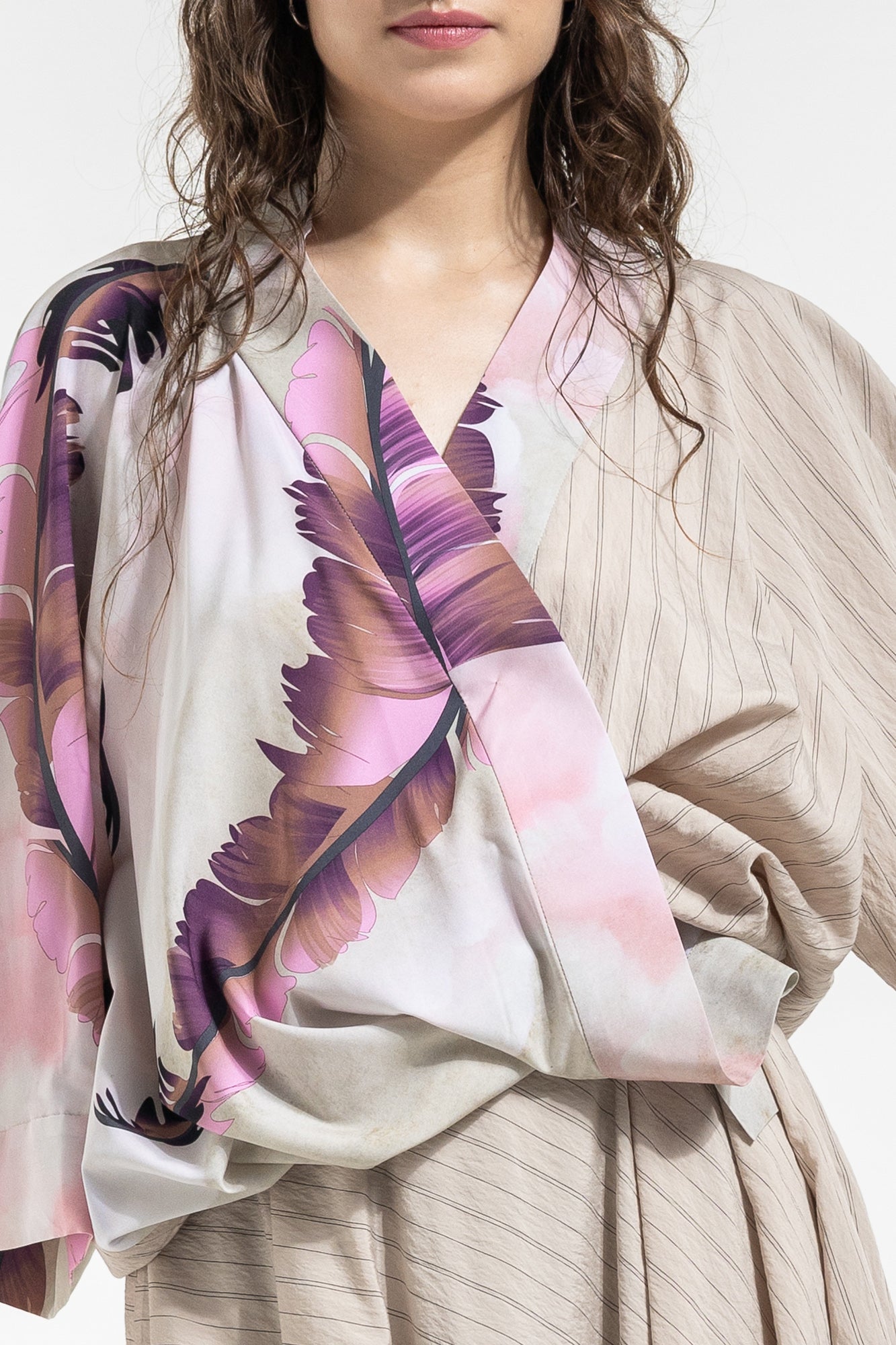 ribbed v-neckline kimono