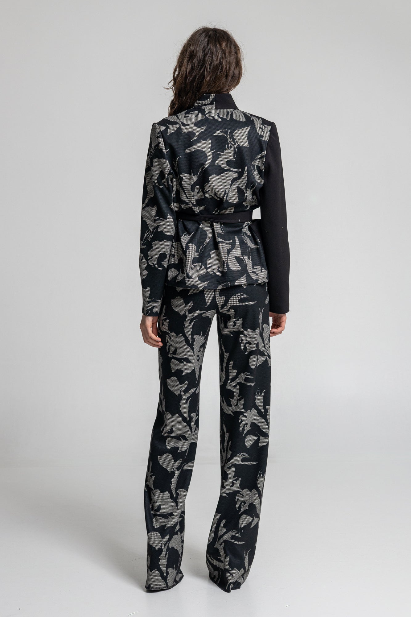 asymmetric viscose blazer with tie belt closing on waist