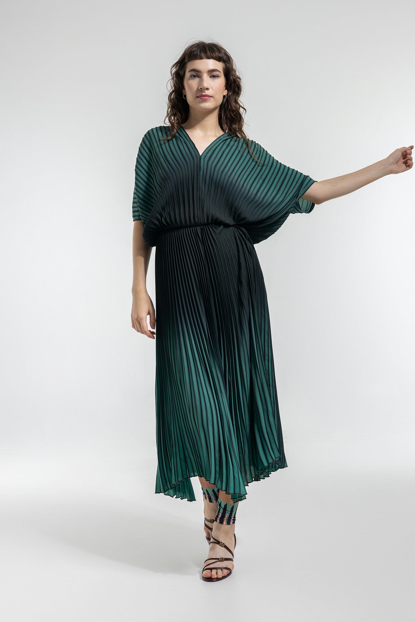 Vibe Pleated Midi Dress