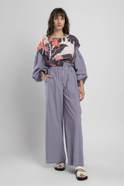 long sleeve crop top with boat neck