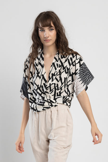 overlapped blouse with batwing sleeves artista budapest