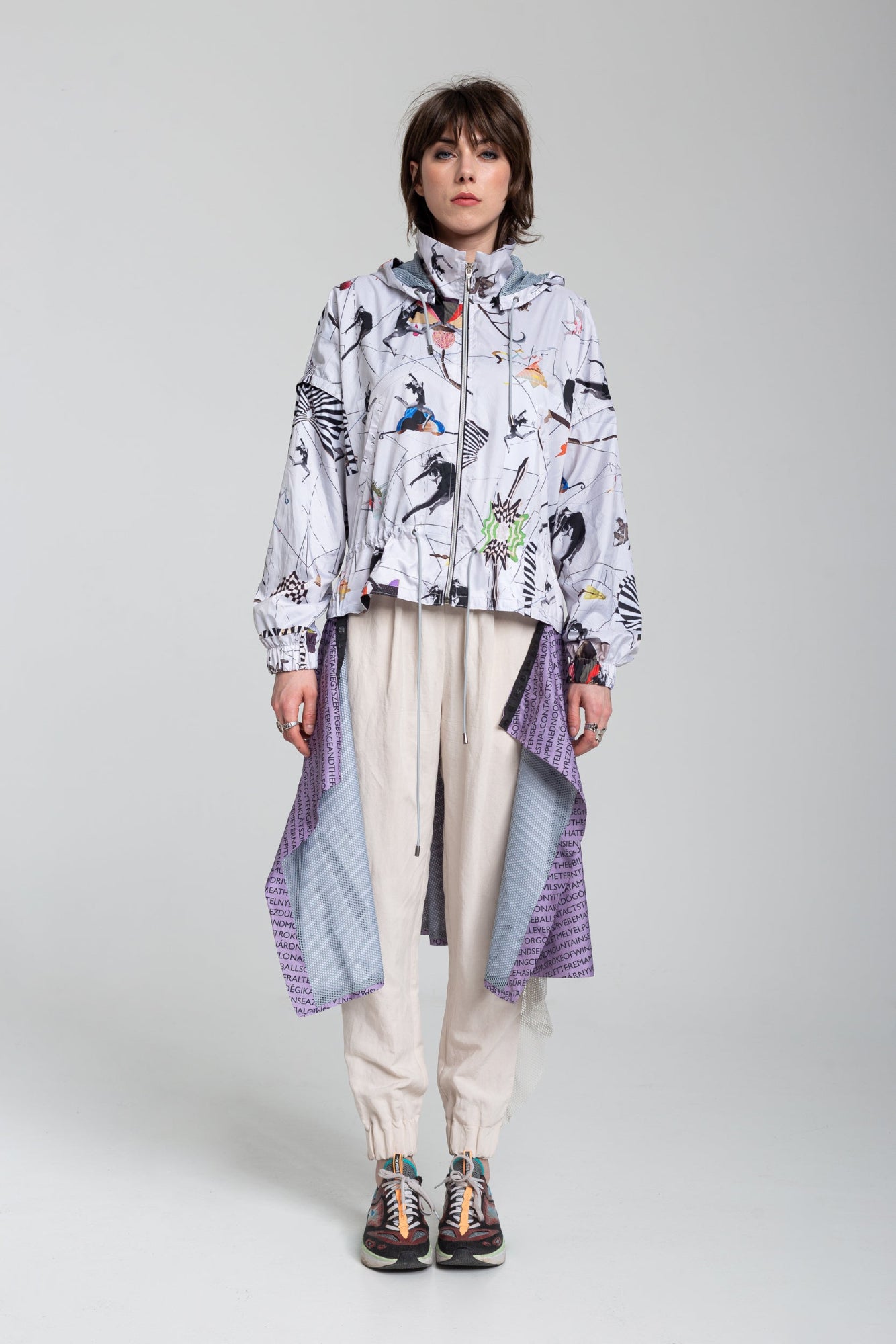 waterresistant jacket with removable skirt artista budapest