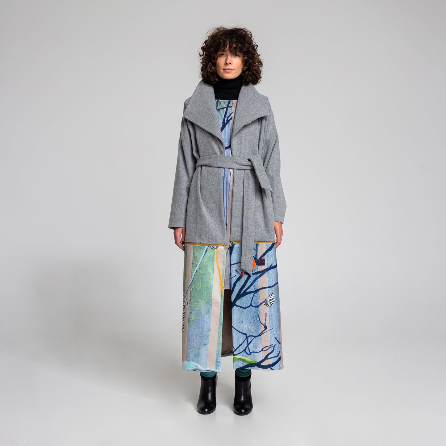 MIRACLE AETHER grey coat