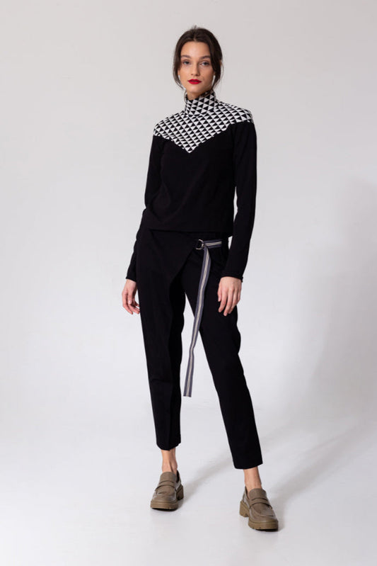 top with turtleneck finish