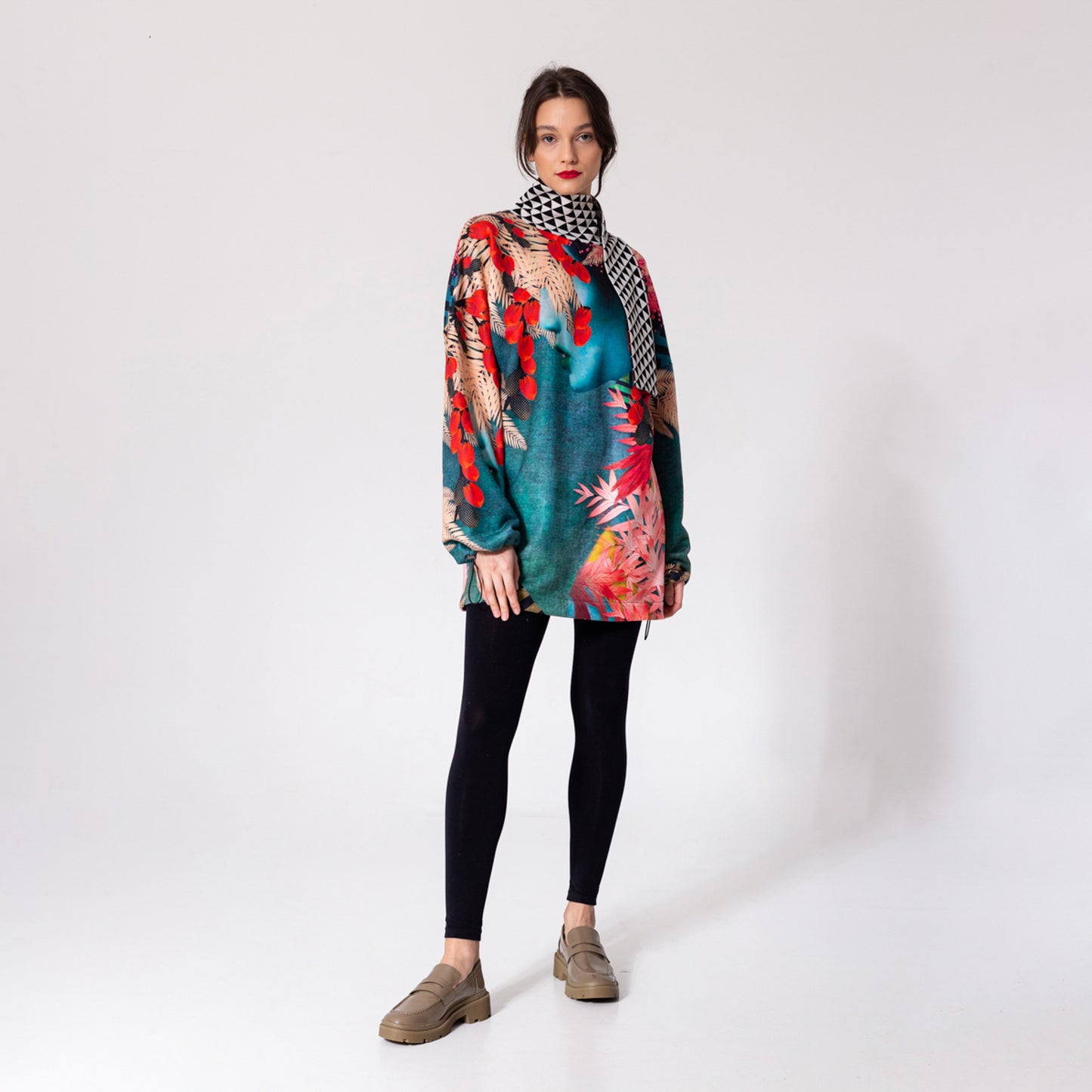 tunic with batwing sleeves